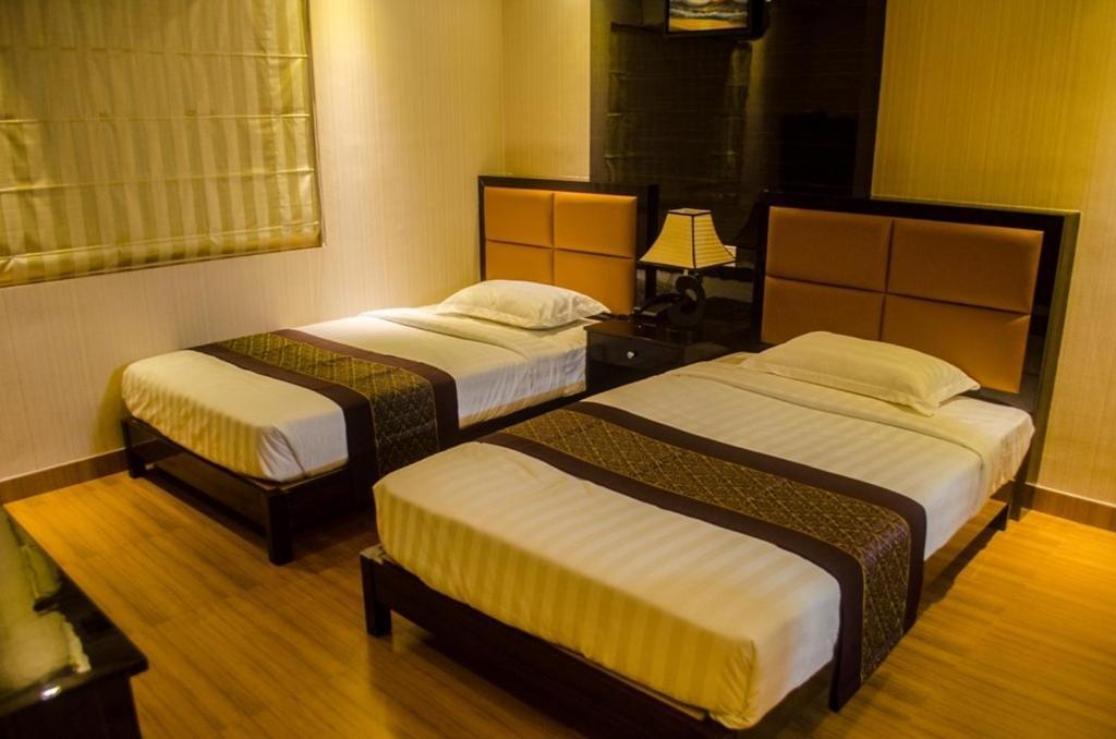 Hotel Comfotel Kalküta Dış mekan fotoğraf