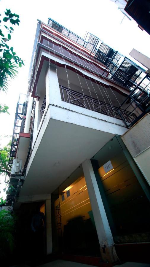 Hotel Comfotel Kalküta Dış mekan fotoğraf